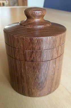 Two compartment box